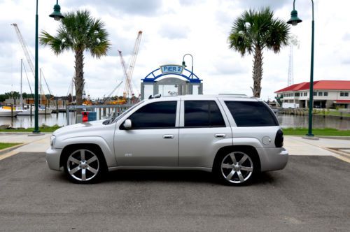 2007 chevrolet trailblazer ss mint! hq pictures. nicest one on ebay. fast!