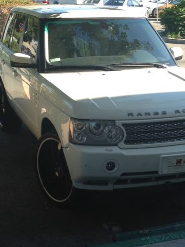2006 land rover range rover supercharged.chawton white. ivory interior