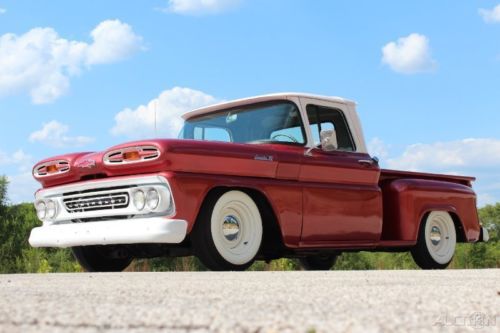 1961 chevy apache c-10 short bed fleet side custom,350,auto,ps,pdb, lowered!!!