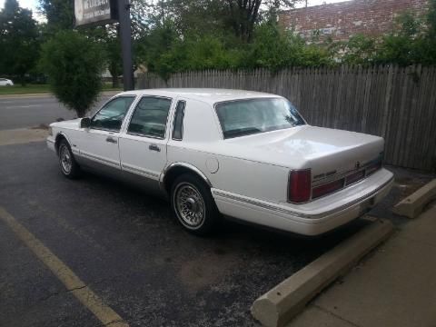 1997 Lincoln Town Car Signature Sedan 4-Door 4.6L, US $3,500.00, image 3