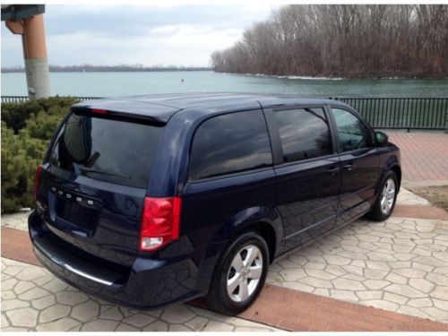 2013 dodge grand caravan se