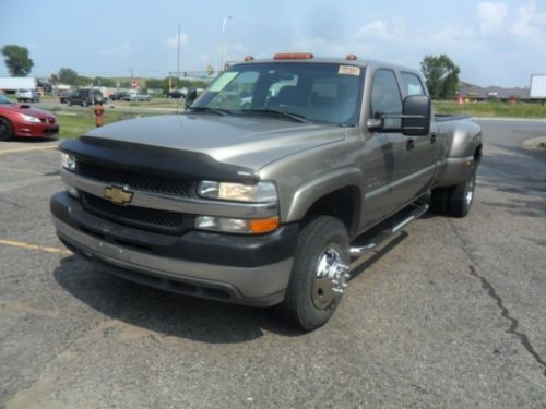 Crew cab 4dr, long box dually, 6.6 duramax turbo diesel, 1 owner fleet owned !!!