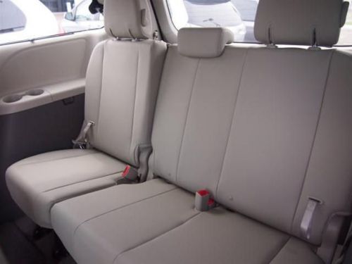 2014 toyota sienna xle