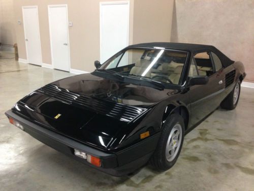 Ferrari mondial cabriolet.