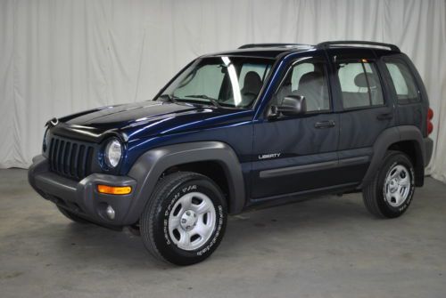 04 jeep liberty v6 4x4 5 speed manual one owner no reserve