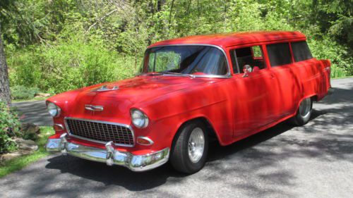 1955 chevrolet 2- door wagon