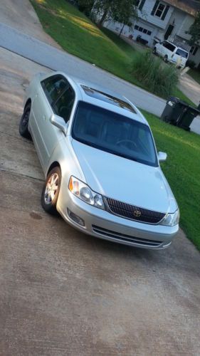 2000 toyota avalon xls sedan 4-door 3.0l