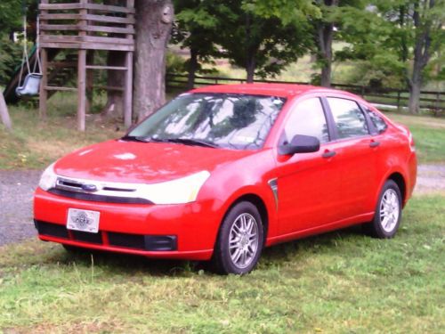 2008 ford focus se sedan 4-door 2.0l salvage title 100% repaired low reserve.