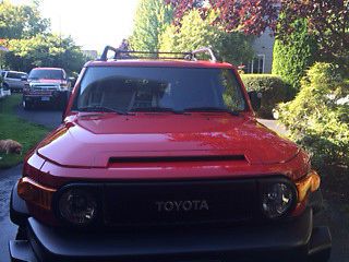 2012 toyota fj cruiser premium sport utility 4-door 4.0l