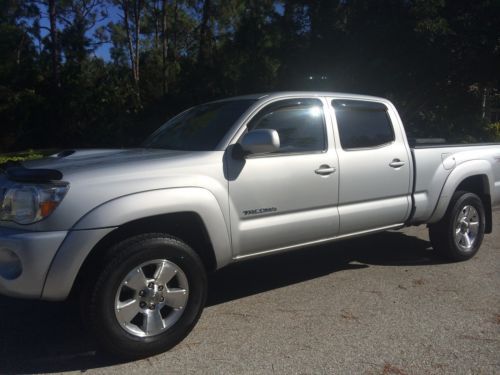 2005 toyota tacoma pre runner crew cab pickup 4-door 4.0l silver