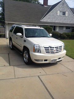 2011 cadillac escalade