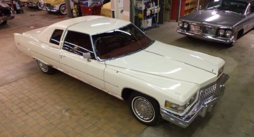 1976 cadillac coupe deville