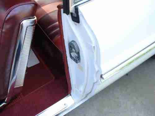 1961 PONTIAC BONNEVILLE, 38,000 MILES, image 15