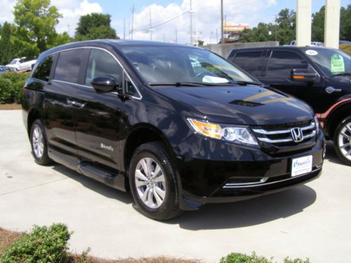 2014 honda odyssey exl wheelchair accessible  van w/navigation