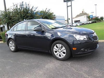 4dr sedan automatic ls 14k miles automatic gasoline ecotec 1.8l vvt dohc 4-cy bl