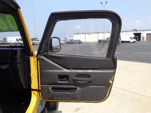 SE Manual SUV 2.4L 2 inch Lift 33 inch tires only 38k miles, US $17,000.00, image 10