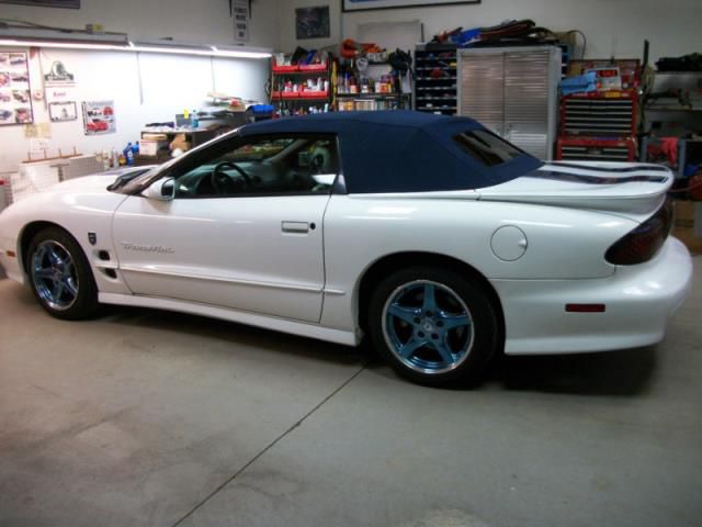 Pontiac trans am limited edition 30th anniversary