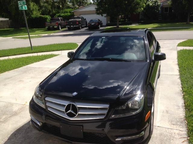 Mercedes-benz: c-class 4 door