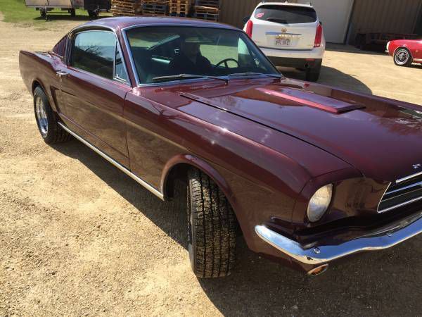 1965 ford mustang