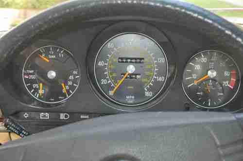 Mercedes-Benz SLC 1979, image 19