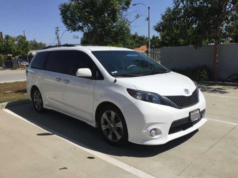 2013 Toyota Sienna, US $10,600.00, image 2