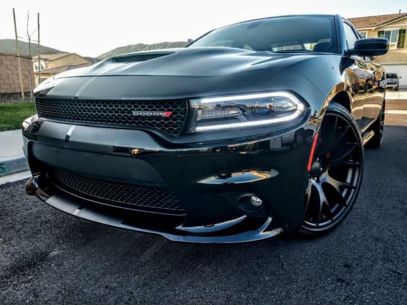 2018 dodge charger scat track package