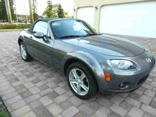 GORGEOUS 2006 MAZDA MIATA MX-5, 71K MILES,AUTOMATIC,A/C,POWER PACKAGE,CD,LO RES, image 2