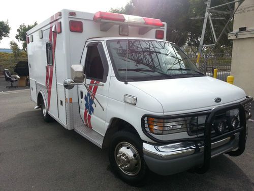 2000 ford e-350 ambulance rv camping mobile office costom