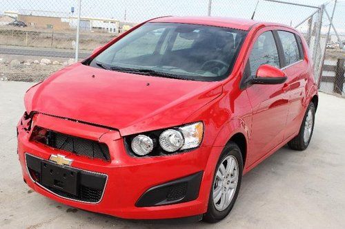 2013 chevrolet sonic 2lt damaged salvage economical only 12k miles runs! l@@k!!