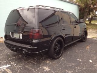 2005 lincoln navigator base sport utility 4-door 5.4l