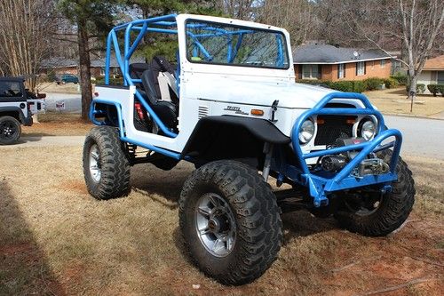 1972 fj40 rock crawler 5.0 atlas ii proffits cruisers jeep no reserve