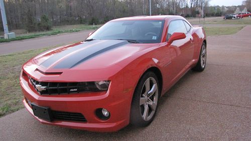 2010 chevrolet camaro ss coupe 2-door 6.2l