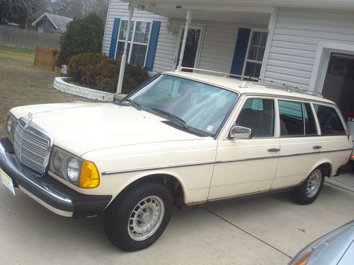 1985 mercedes turbo diesel 300sd wagon runs like a tank low milage