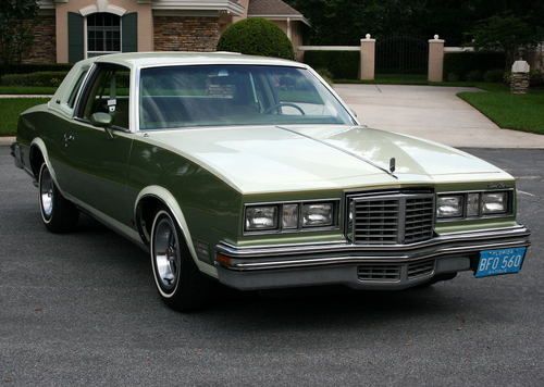 Gorgeous  two owner luxury classic -1979  pontiac grand prix lj coupe- 23mi