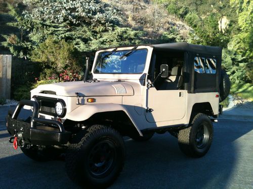 1971 toyota lanscruiser fj40