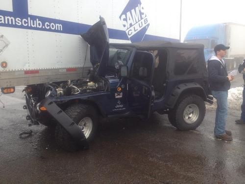 2005 jeep wrangler x sport utility 2-door 4.0l