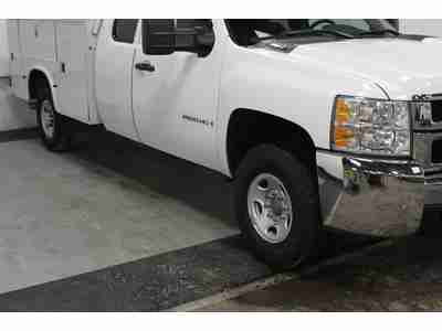 Work Truck 6.0L Heavy-Duty Handling/Trailering Suspension Package AM/FM radio, US $24,990.00, image 2