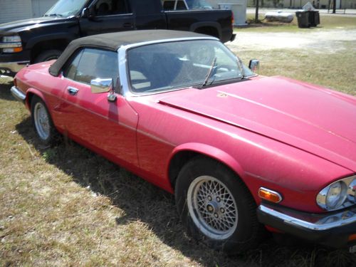 Jaguar 1989 red convertible