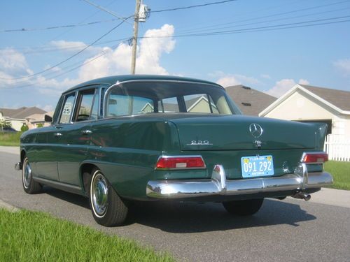 1967 mercedes-benz 230 fintail 67 fin tail 200 series