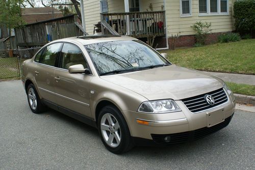 2004 volkswagen passat glx 4 motion sedan 4-door 2.8l excellent condition!!