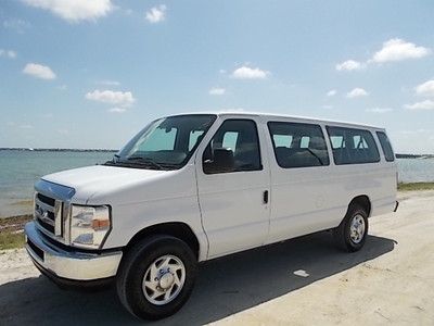 10 ford e-350 xlt 15 passenger - one owner florida van - no accidents orig paint