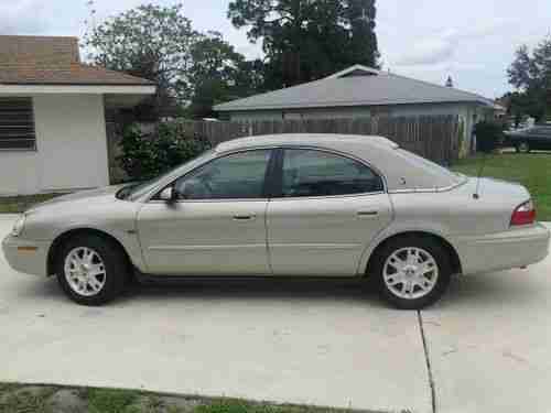 2005 Mercury Sable Platinum Edition Sedan 4-Door 3.0L, image 2