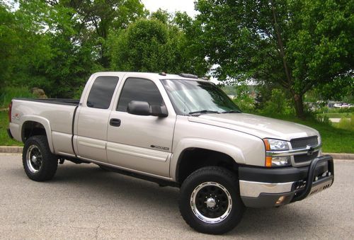 04 chevy silverado 2500hd 4x4 ext cab ls 8.1 vortec v8 allison auto 81,000 miles