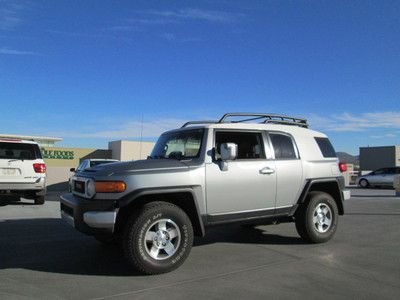 2010 4x4 4wd silver automatic v6 miles:60k