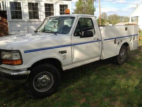 1995 ford f-250 xl standard cab pickup 2-door 7.3l