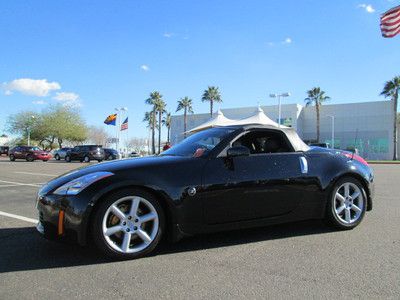 2006 black 6-speed manual leather miles:68k roadster