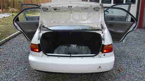 1994 Honda Civic DX Sedan 4-Door 1.5L, image 6