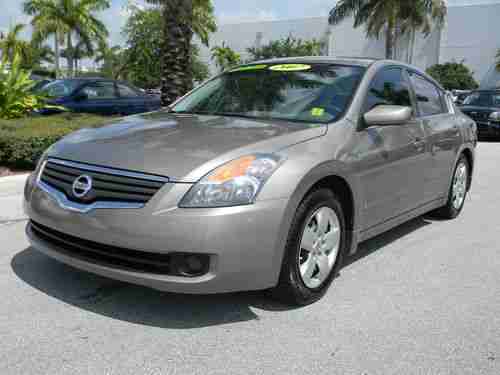2007 Nissan Altima S Sedan 4-Door 2.5L, image 4