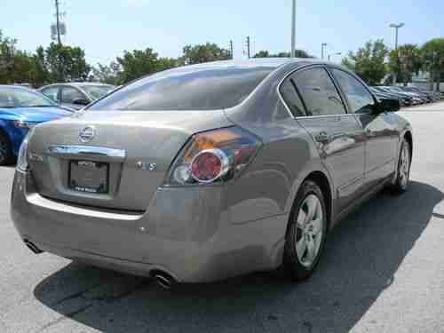 2007 Nissan Altima S Sedan 4-Door 2.5L, image 8