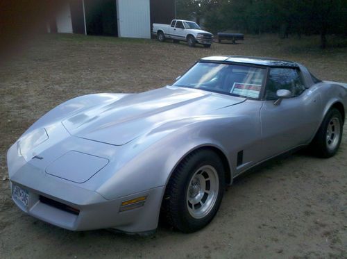 1981 silver corvette 350/48k t-tops  low miles